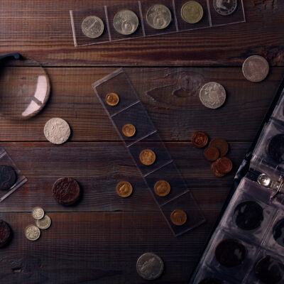 6 Valuable Collectibles Found in Unexpected Places: Turn Your Finds into Quick Cash