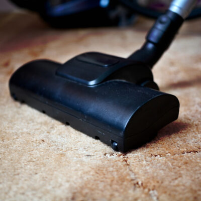 6 Factors to Consider When Buying a Vacuum Cleaner