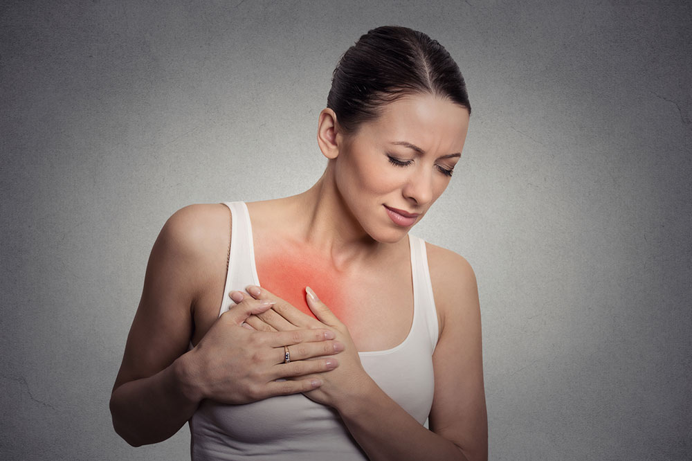 8 Breast Cancer Signs That Should Not Be Overlooked